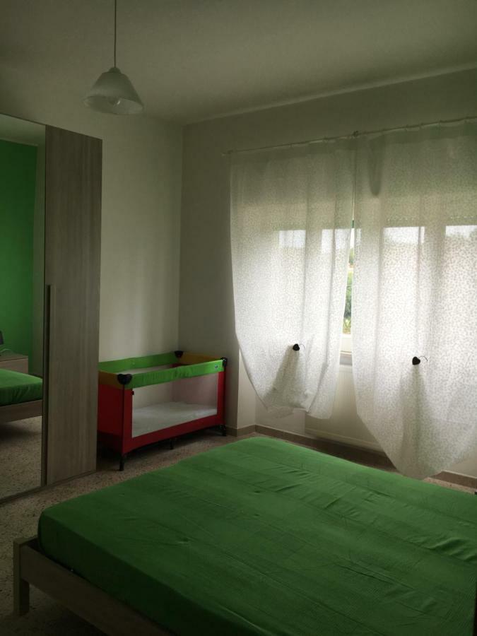 Mela Verde Минтурно Екстериор снимка